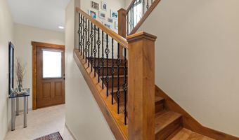 1015 W Wildwood Rd F, Avon, CO 81620