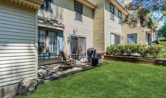 242 Perth Hill Ct, Aberdeen, NJ 07747