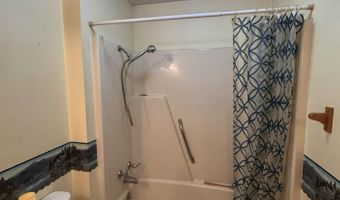 23 B St, Bay Springs, MS 39422