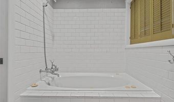 2222 Cloverleaf Pl, Ardmore, OK 73401