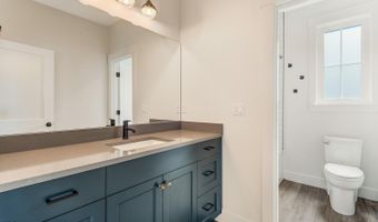 1931 NW Fields St, Bend, OR 97703