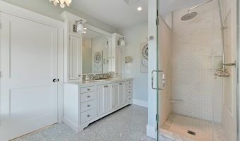 22 Kent Rd, Barnstable, MA 02630