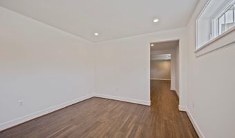 2100 PATRICK HENRY Dr, Arlington, VA 22205