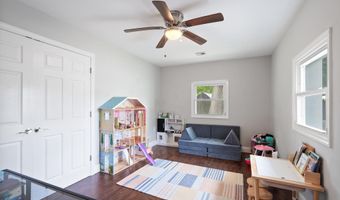 609 MAIN St, Bayville, NJ 08721