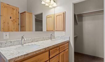 21800 W Hawkeye Rd, Congress, AZ 85332