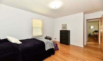 1910 Ivy Dr, Anderson, IN 46011