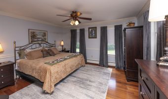 36 Sevigny Dr, Alfred, ME 04002