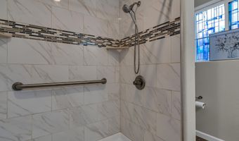 1750 Diamond St, Anderson, CA 96007
