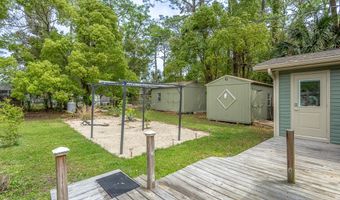 13 Adams St, Apalachicola, FL 32320