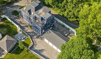 72 Walnut St 1, Arlington, MA 02476