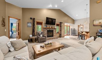 1005 Walnut St, Beresford, SD 57004