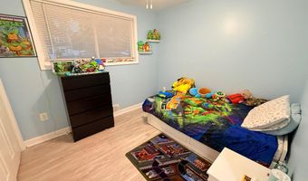 6910 FERN Pl, Annandale, VA 22003