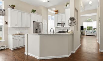 9 Forest Lake Ct, Barnegat, NJ 08005