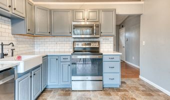 59 Park Rd, Colchester, CT 06415