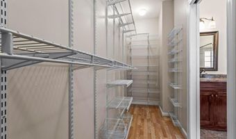 1605 Spinnaker Dr, Alpharetta, GA 30005