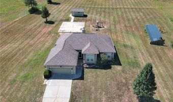 12284 NE Pawnee Dr, Adrian, MO 64720