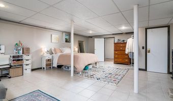 212 S Spruce St, East Providence, RI 02914