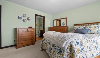 4210 Leeward Ln, Allendale, MI 49401