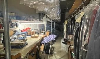 653 BROADWAY, Bayonne, NJ 07002