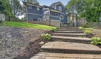 175 NE Stonewall Hts, Abingdon, VA 24210