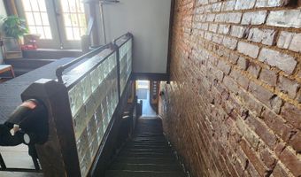 13 W 10TH St, Anniston, AL 36201