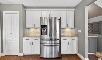 10493 Riviere Vue Dr, Biloxi, MS 39532