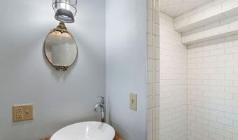 266 Ursa Ridge Rd, Brattleboro, VT 05301
