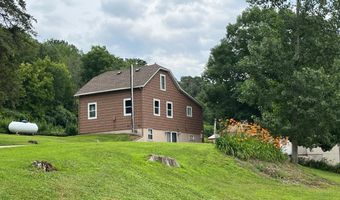 S2232 State Road 35, Alma, WI 54610