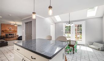 15 Oriole Ln, Alsace, PA 19606