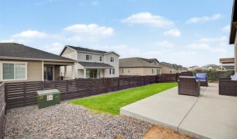121 S Vandriver Way, Aurora, CO 80018