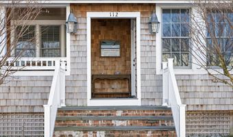 112 8TH St E, Beach Haven, NJ 08008