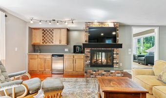 25 Copplestone Rd, Avon, CT 06001
