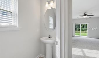 7 Woodland Ct, Bluffton, SC 29910