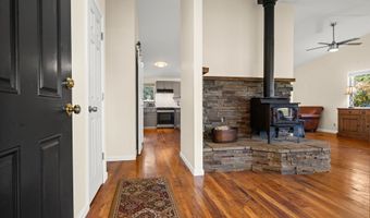 42020 FOREST COURT Ln, Astoria, OR 97103