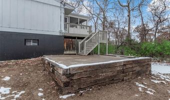 504 Thornlea Ct, Ballwin, MO 63011