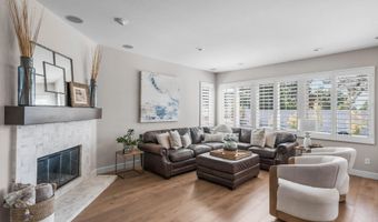 923 Merlo Ct, Carlsbad, CA 92011