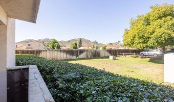 2566 WHITE OAK Pl 1, Escondido, CA 92027