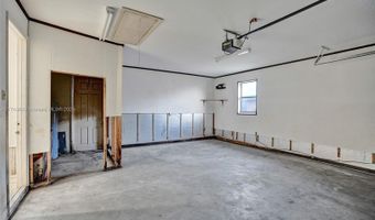 140 NE 7th St, Belle Glade, FL 33430