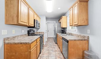 978 Grandmas Pl, Baker, FL 32531