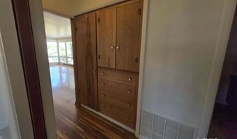 322 Morris St W, Broadus, MT 59317