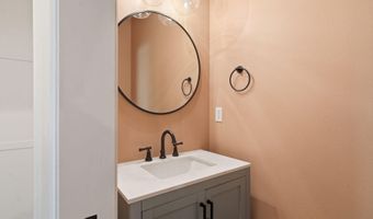 19358 SW Laurelhurst Way, Bend, OR 97702