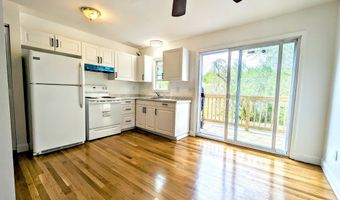 10 Scuppo Rd B10, Danbury, CT 06811