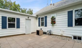 1118 Hawthorne St, Alexandria, MN 56308