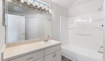 7456 OXFORD GARDEN Cir, Apollo Beach, FL 33572
