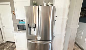 858 S Robert Ave, Avon Park, FL 33825