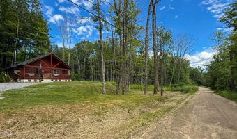 345 Friar Tuck Dr, Becket, MA 01223