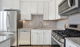 8315 N BROOK Ln 2-902, Bethesda, MD 20814
