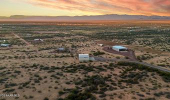 48424 N 520th Ave, Aguila, AZ 85320