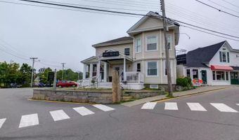 10 Oak St, Boothbay Harbor, ME 04538