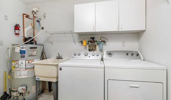 10 POWDERHORN Way, Allentown, NJ 08501